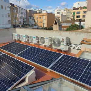 aires acondicionados con placas solares